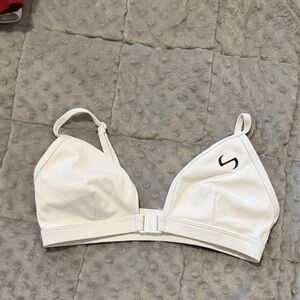 TLF Front Clasp Sports Bra 🤍